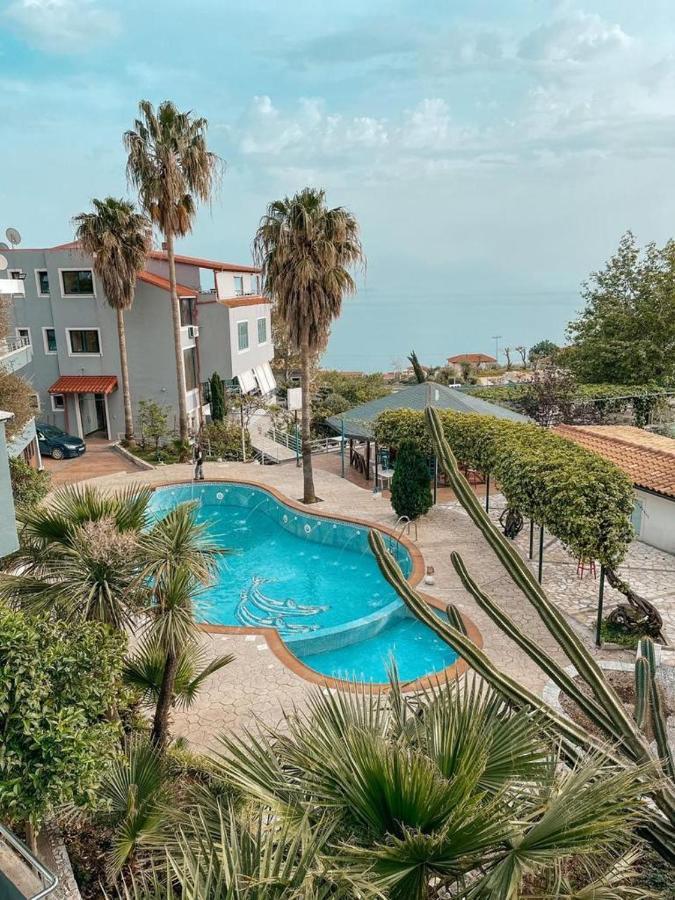 Nonna'S Boutique Hotel Dhermi Exterior photo