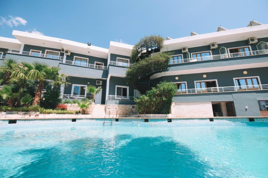 Nonna'S Boutique Hotel Dhermi Exterior photo
